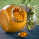 Органический порошок куркумы, вид curcuma longa